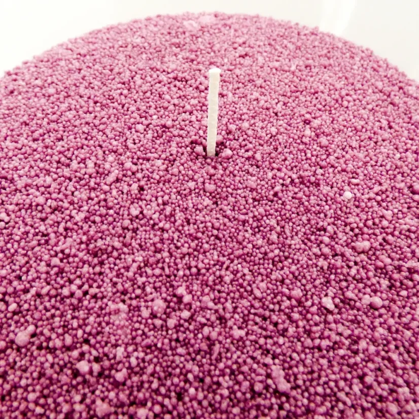 Fialová sypaná svíčka PowderCandle - Množství: 400 g